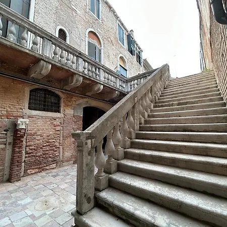 Bed&Breakfast Querini San Marco-2